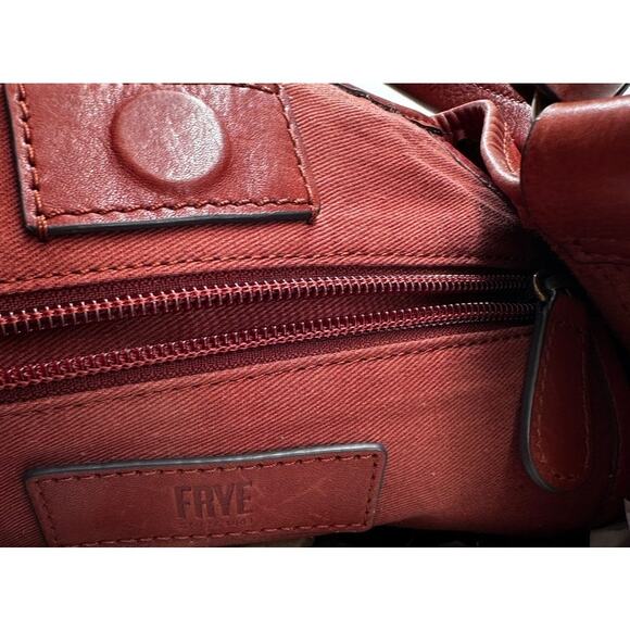 Frye Red Leather Hobo Bag – Slouchy Shoulder Purse with Brass Hardware - Picture 9 of 9